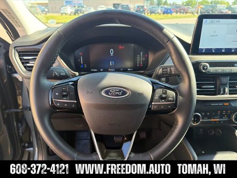 Used 2024 Ford Escape Active AWD/4WD image 14