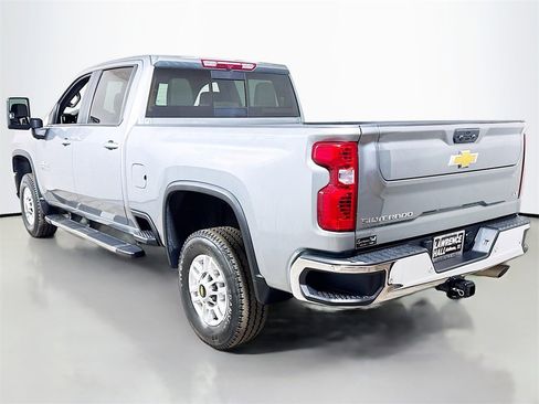 Certified 2024 Chevrolet Silverado 2500 LT w/ Texas Edition image 6
