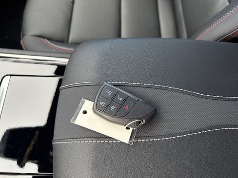 New 2026 Chevrolet Traverse RS image 33