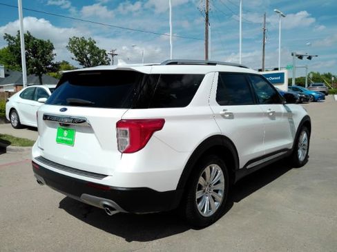 Used 2023 Ford Explorer Limited w/ Limited Technology Package RWD image 8