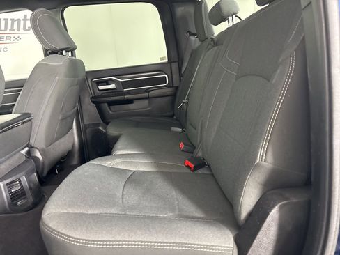 Used 2024 RAM 2500 Big Horn w/ Sport Appearance Package image 20