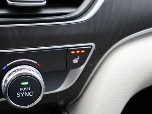 Certified 2018 Honda Accord EX image 22