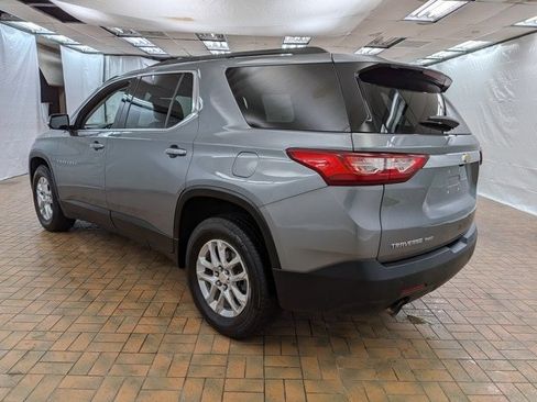 Used 2020 Chevrolet Traverse LT image 5