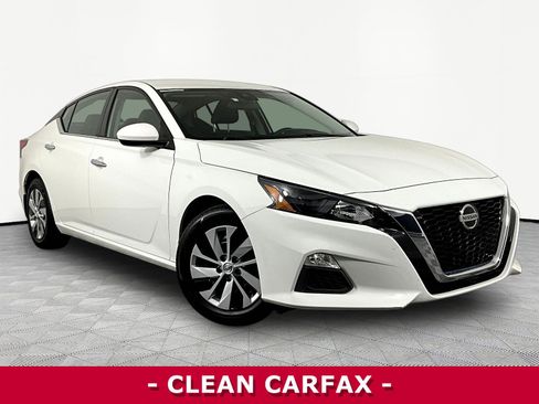 Certified 2022 Nissan Altima 2.5 S w/ Driver Assist Package FWD image 3