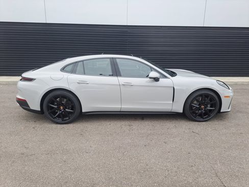 Used 2026 Porsche Panamera 4 AWD/4WD image 7