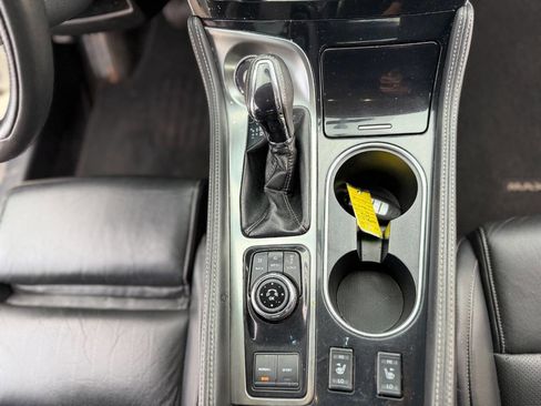Used 2016 Nissan Maxima 3.5 SV image 18