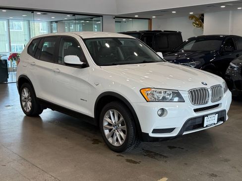 Used 2013 BMW X3 xDrive28i image 2