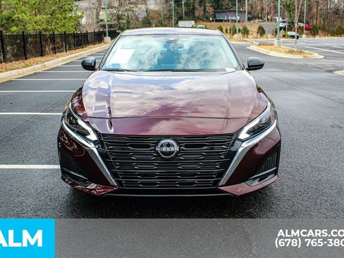 Used 2025 Nissan Altima 2.5 SV image 9