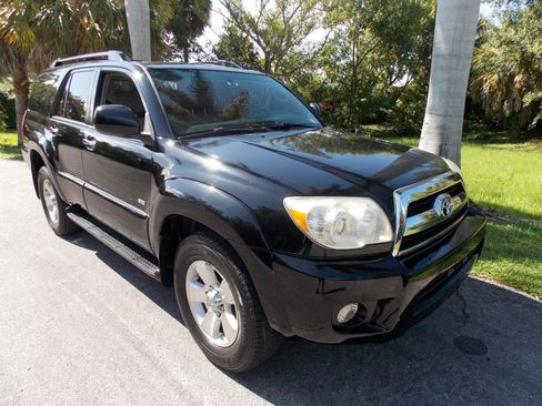 Used 2006 Toyota 4Runner SR5 RWD image 1