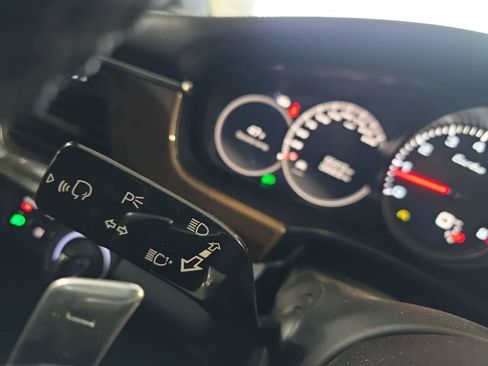 Used 2017 Porsche Panamera Turbo image 28