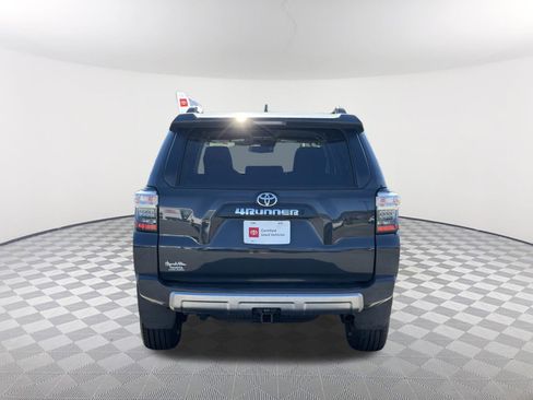Certified 2024 Toyota 4Runner TRD Off-Road Premium image 16