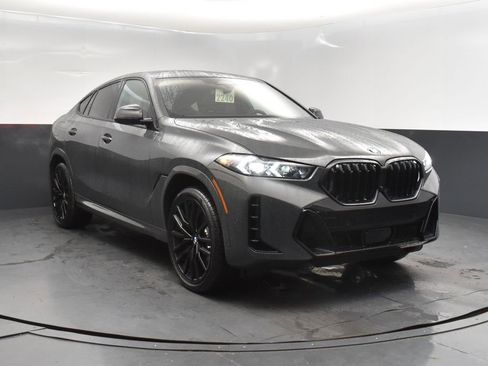 New 2026 BMW X6 xDrive40i w/ Climate Comfort Package image 9