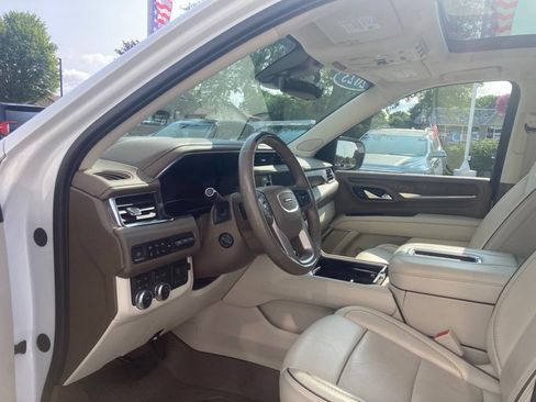 Certified 2023 GMC Yukon Denali w/ Advanced Technology Package AWD/4WD image 32