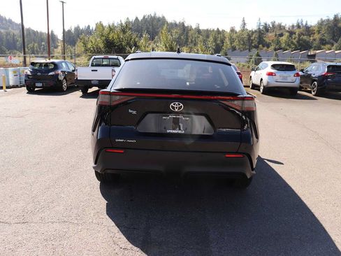 Used 2026 Toyota bZ AWD/4WD image 6