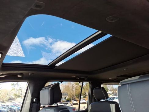 Used 2022 Jeep Grand Wagoneer Series II image 13