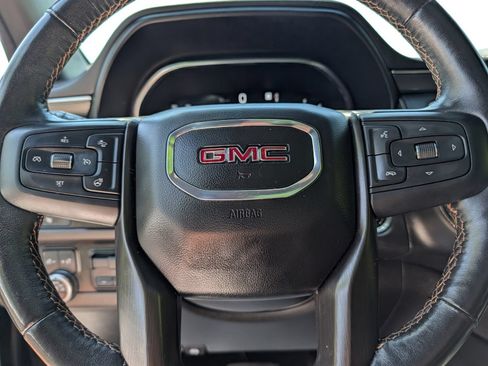 Used 2022 GMC Yukon AT4 AWD/4WD image 36