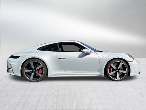 Used 2025 Porsche 911 Carrera S RWD image 8