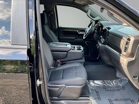 Used 2023 Chevrolet Silverado 1500 LT AWD/4WD image 13