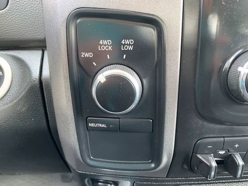 Used 2015 RAM 3500 Tradesman image 17