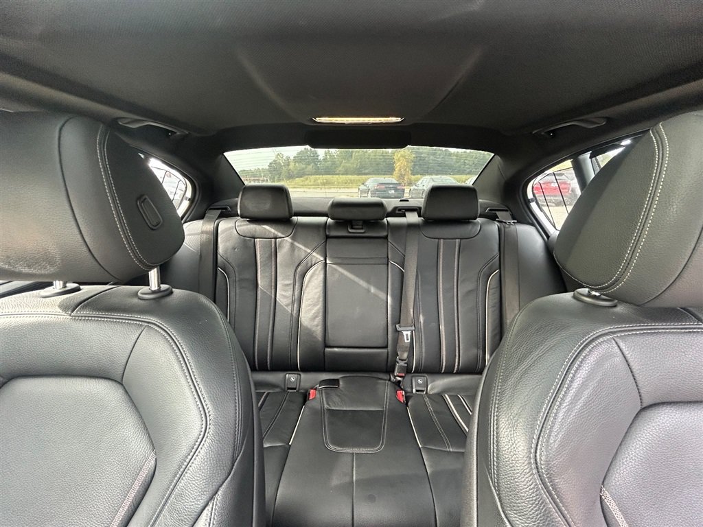 Used 2017 BMW 530i RWD image 26