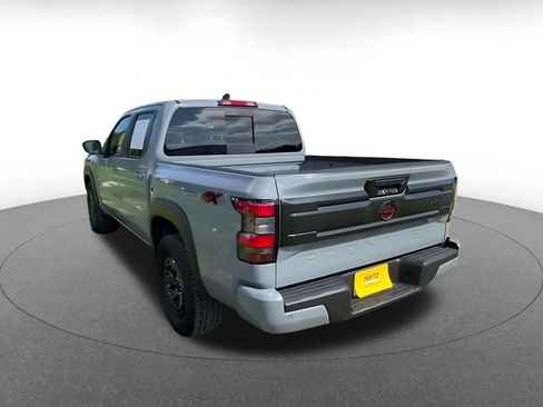 Used 2026 Nissan Frontier PRO-4X AWD/4WD image 10