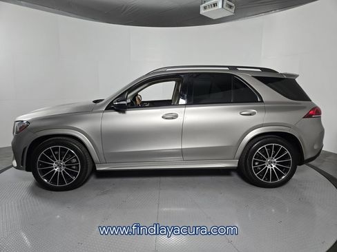 Used 2021 Mercedes-Benz GLE 350 w/ AMG Line Exterior image 3