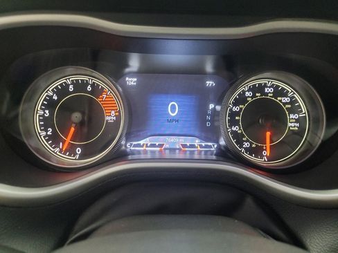 Used 2018 Jeep Cherokee Trailhawk w/ Quick Order Package 27L AWD/4WD image 23