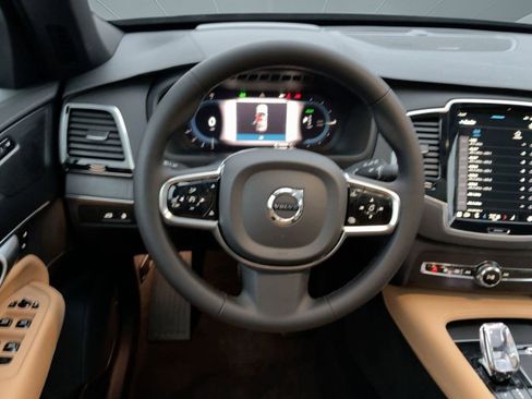 Certified 2024 Volvo XC90 T8 Ultimate w/ Protection Package Premier image 26