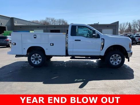 New 2024 Ford F350 XLT w/ FX4 Off-Road Package image 7