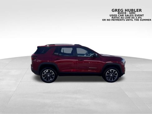 Used 2025 GMC Terrain Elevation w/ Elevation Premium Package image 10