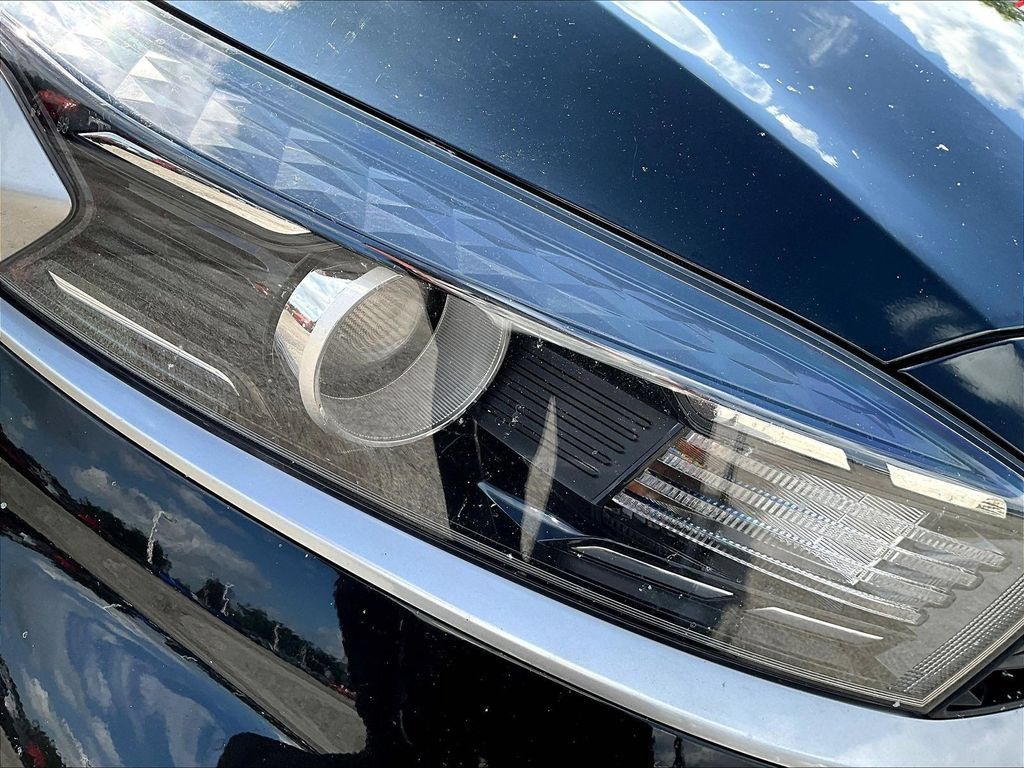 Used 2023 Kia Forte LXS w/ LXS Technology Package FWD image 32