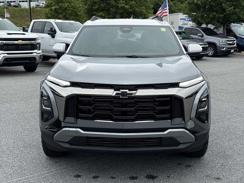 New 2026 Chevrolet Equinox ACTIV w/ Convenience Package III AWD/4WD image 3