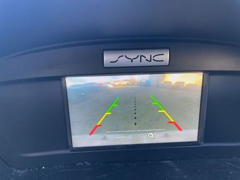 Used 2017 Ford Escape SE image 16