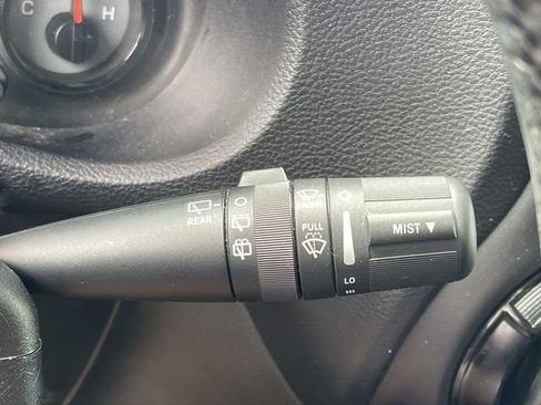 Used 2017 Jeep Wrangler Unlimited Sahara AWD/4WD image 34