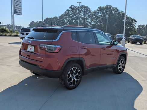 New 2026 Jeep Compass Limited AWD/4WD image 5