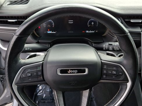 Used 2021 Jeep Grand Cherokee L Limited image 20