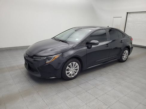Used 2022 Toyota Corolla LE FWD image 2