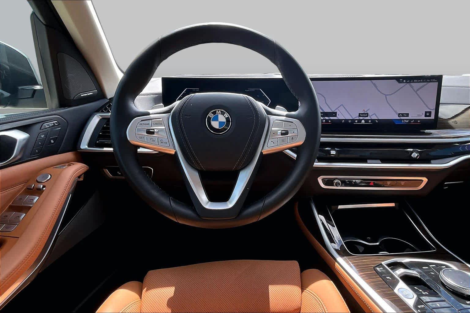 Used 2024 BMW X7 xDrive40i AWD/4WD image 6