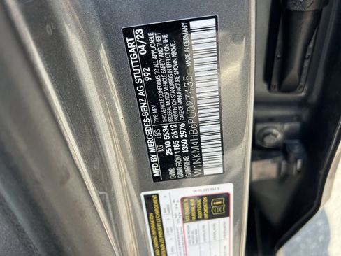 Used 2023 Mercedes-Benz GLC 300 4MATIC image 42
