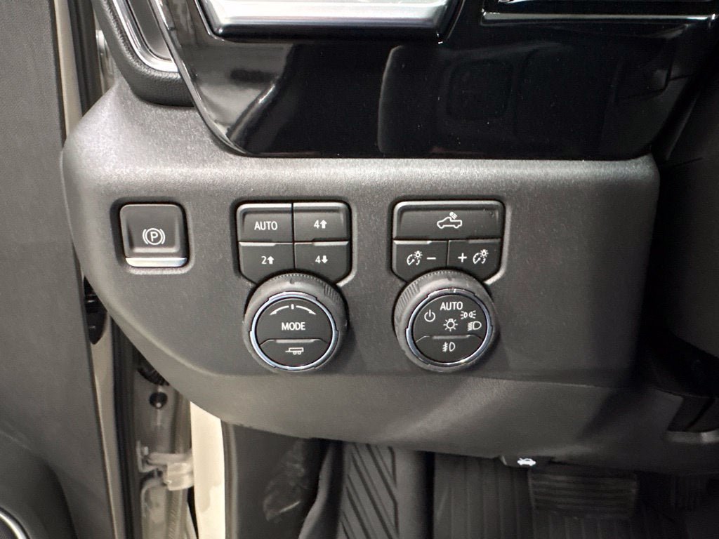 New 2026 Chevrolet Silverado 1500 RST AWD/4WD image 30
