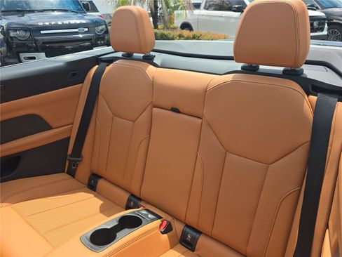 Used 2026 BMW 430i Convertible RWD image 7