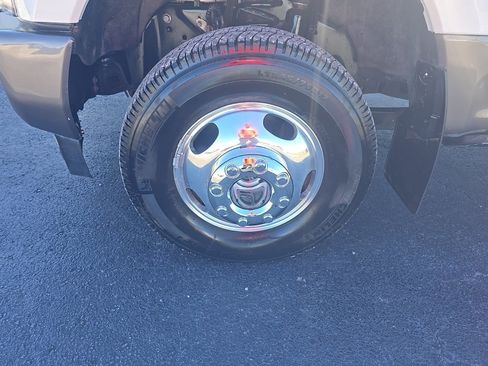 Used 2019 Ford F350 King Ranch w/ King Ranch Ultimate Package image 4