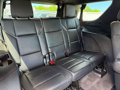 Used 2022 Cadillac Escalade Sport w/ LPO, ONYX Package AWD/4WD image 23