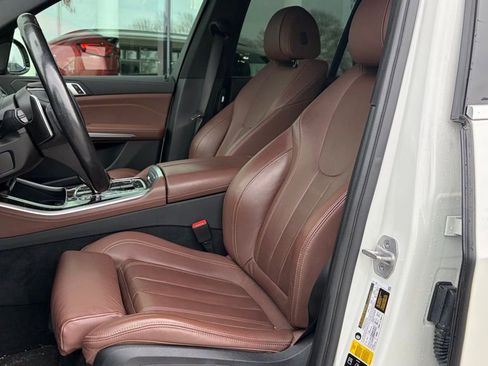 Used 2021 BMW X5 xDrive40i w/ Premium Package AWD/4WD image 5