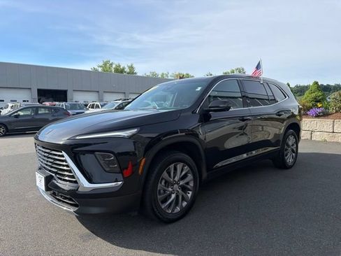 Certified 2025 Buick Enclave Preferred w/ Power Package AWD/4WD image 3
