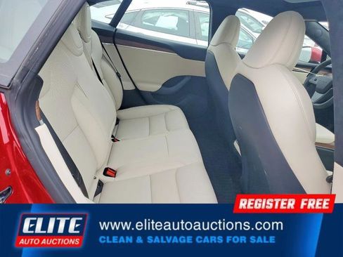 Used 2024 Tesla Model S image 20