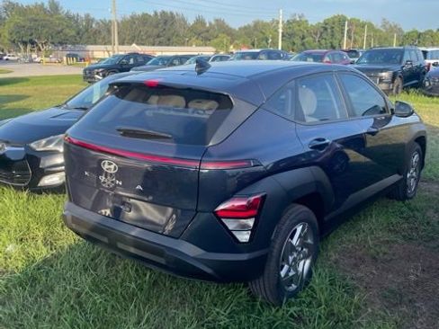 Used 2026 Hyundai Kona SE FWD image 4