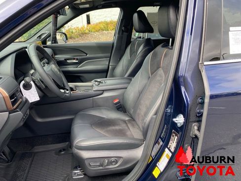 New 2026 Toyota Grand Highlander AWD Hybrid image 31