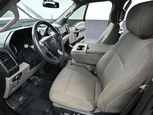 Used 2018 Ford F150 XLT w/ Equipment Group 302A Luxury AWD/4WD image 17
