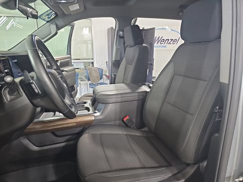 Certified 2024 Chevrolet Silverado 1500 RST AWD/4WD image 18